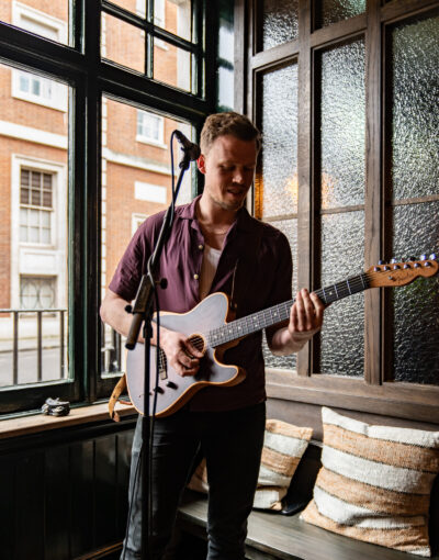 LIVE MUSIC AT THE BARLEY MOW