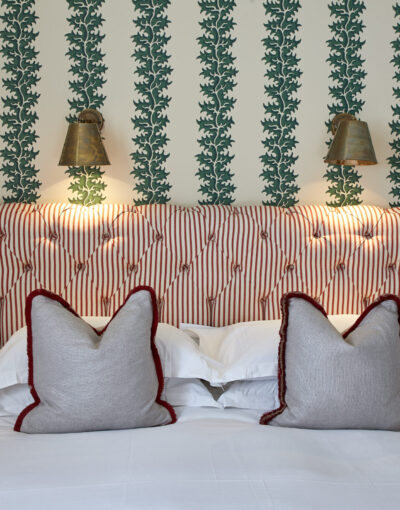 A WEEKEND IN NOTTING HILL