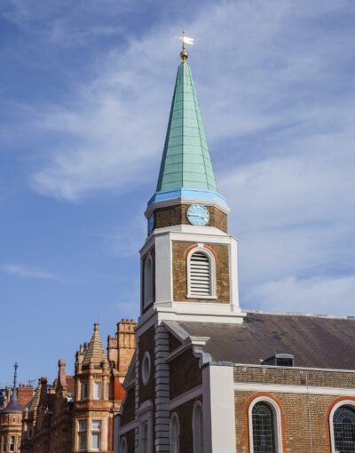 A WEEKEND IN MARYLEBONE