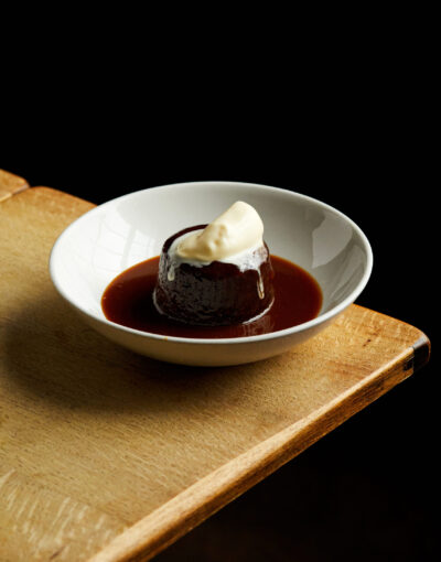 STICKY TOFFEE PUDDING: THE QUINTESSENTIAL BRITISH DESSERT & SUNDAY LUNCH STAPLE