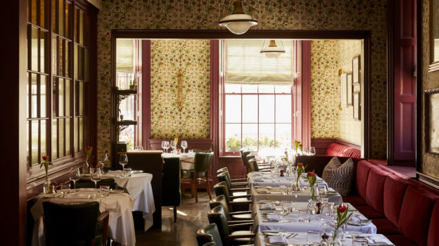 Group restaurant dining