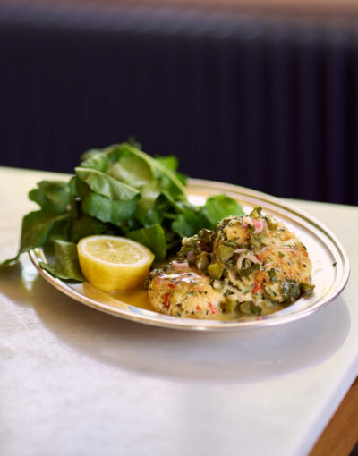 DISH WITH TISH: CRAB CAKES & WARM TARTARE SAUCE